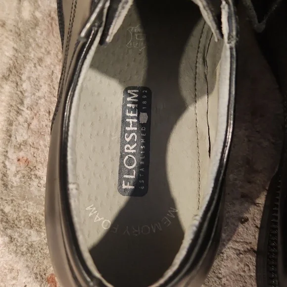 Men's Florsheim dress shoes - Picture 4 of 5